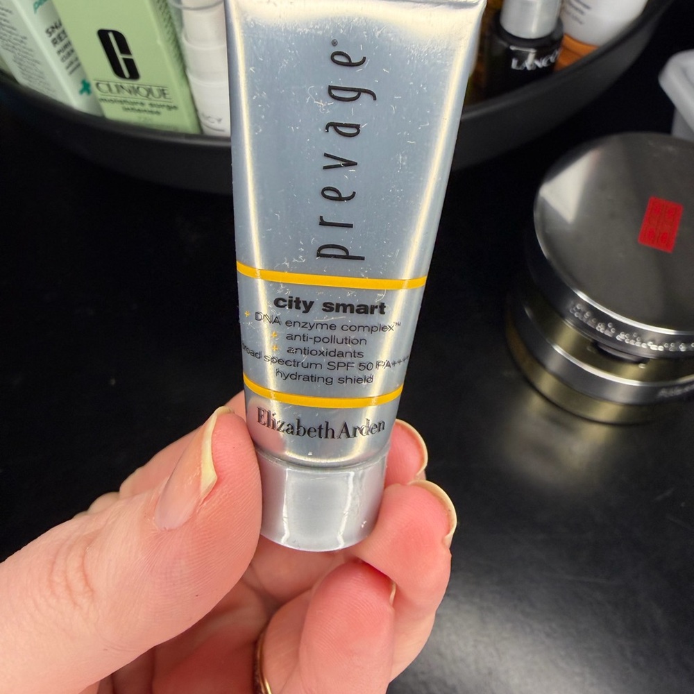 Elizabeth Arden Prevage City Smart SPF 50 Shield